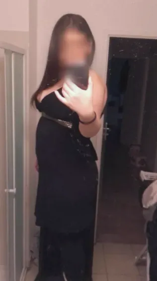 Aylin, 39
