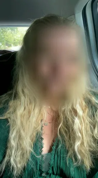 Greta, 29