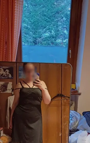 Mareike, 27