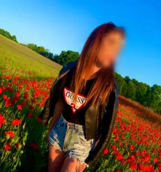 Marie, 27