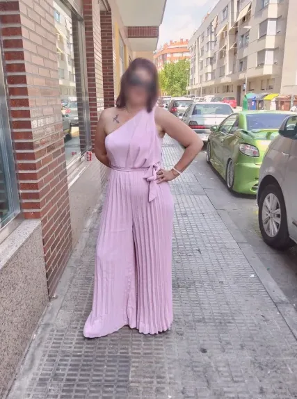 Nele, 39